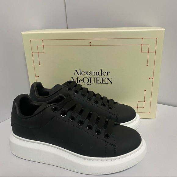 Alexander McQueen Men's Black Sneakers